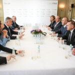 Zëvendëskryeministri Pacolli u takua me presidentin e Malit të Zi, Gjukanoviq