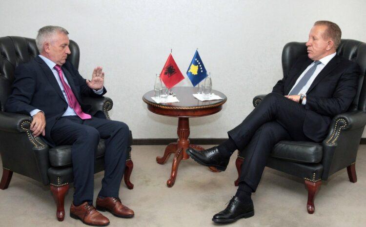 Takim me Ambasadorin e Shqipërisë në Kosovë, Qemal Minxhozi