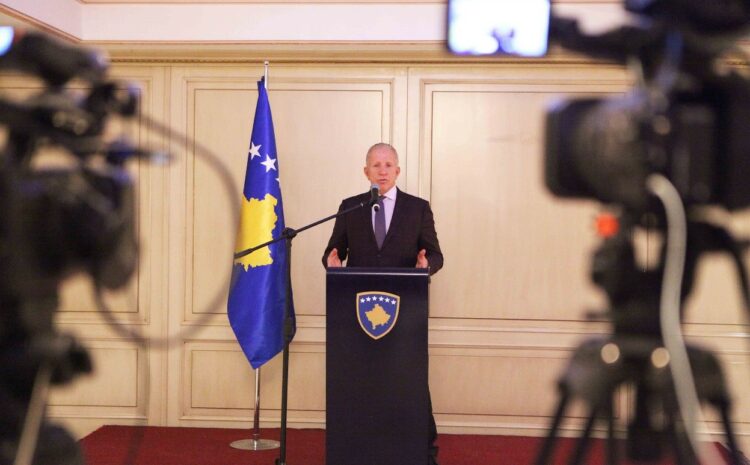 Me rastin e pritjes së gazetarëve për festat e fundvitit