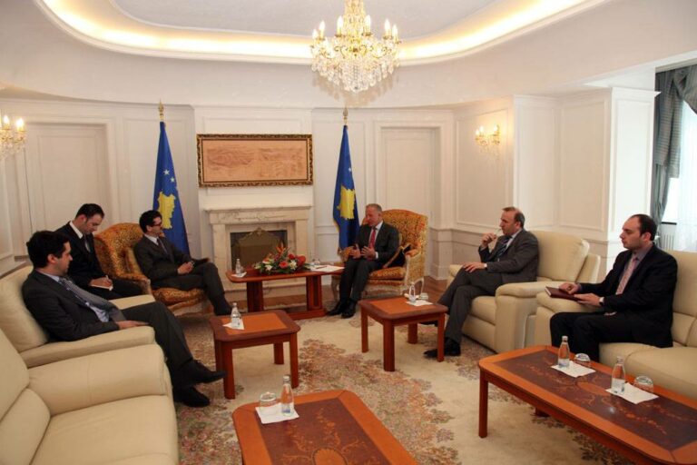 “OSBE ka luajtur një rol shumë të rëndësishëm në demokratizimin e vendit tonë”, theksova gjatë takimit me shefin e Misionit të OSBE-së në Kosovë, z.Werner Almhofer. Ne synojmë të hyjmë në Evropë dhe për ta arritur këtë duhet të jemi të kompletuar në të gjitha fushat, në këtë plan, Kosova ka nevojë për reforma në një varg fushash, ku një nga më kryesoret është reforma në fushën e drejtësisë. Shefi i Misionit të OSBE-së, në Kosovë, z.Werner Almhofer, theksoi gatishmërinë e organizatës që ai drejton për të dhënë ndihmesën e saj kudo që kërkohet.