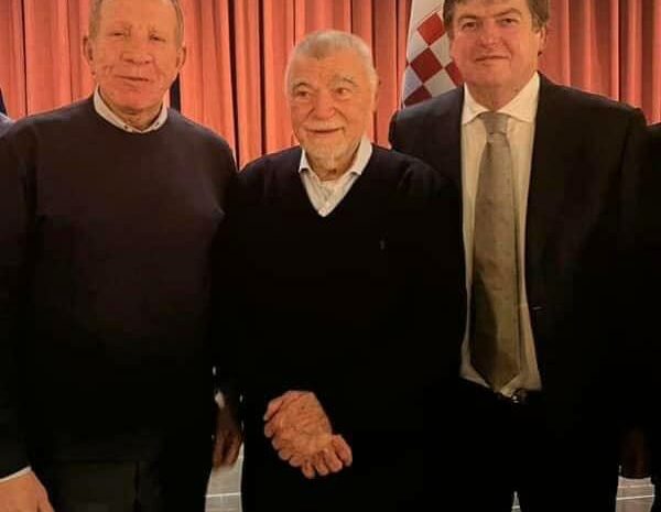 Takim me Presidentin Stjepan Mesić dhe Presidentin Bamir Topi