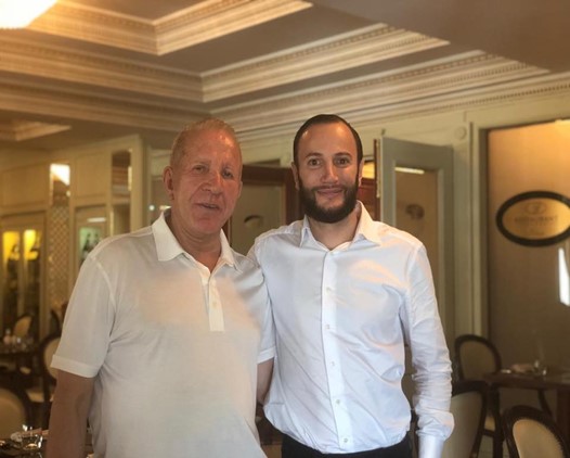 Takim me futbollistin e kombëtares shqiptare Shkelzen Gashi