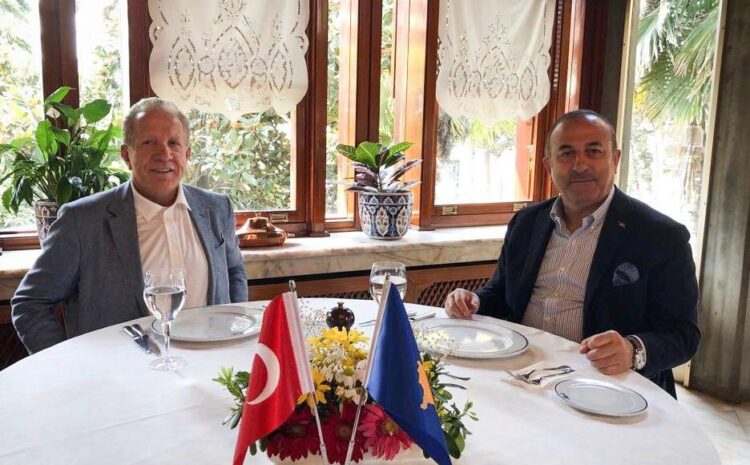 Pas përfundimit të suksesshëm të vizitës dy ditore në Jordani, rrugës së kthimit u ndala në Stamboll