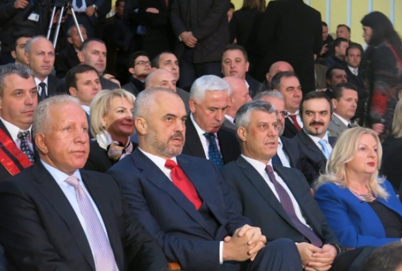 Dy qeveritë, e Kosovës dhe e Shqipërisë u bashkuan në Kukës për të përkujtuar eksodin e vitit 1999