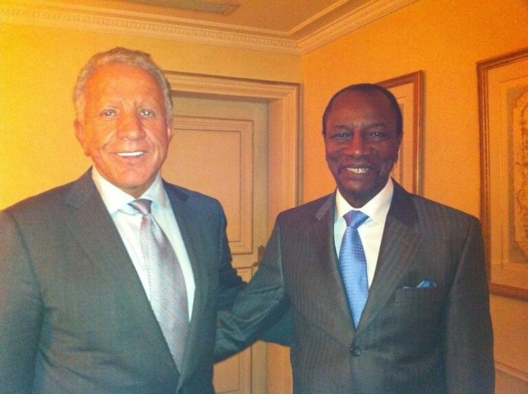 Kam udhëtuar në Paris të Francës për të takuar në një darkë pune Presidentin e Republikës së Guinea Conakry z. Alpha Condé, me të cilin diskutova për intensifikimin e marrëdhënieve midis dy vendeve. Të dy u pajtuam që në të ardhmen të intensifikojm edhe më shumë marrëdhëniet në mes të dy vendeve.