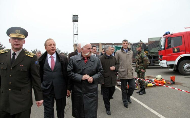 Presidenti Pacolli: Dëshmorët e Kombit vunë themelet e forta të shtetësisë sonë