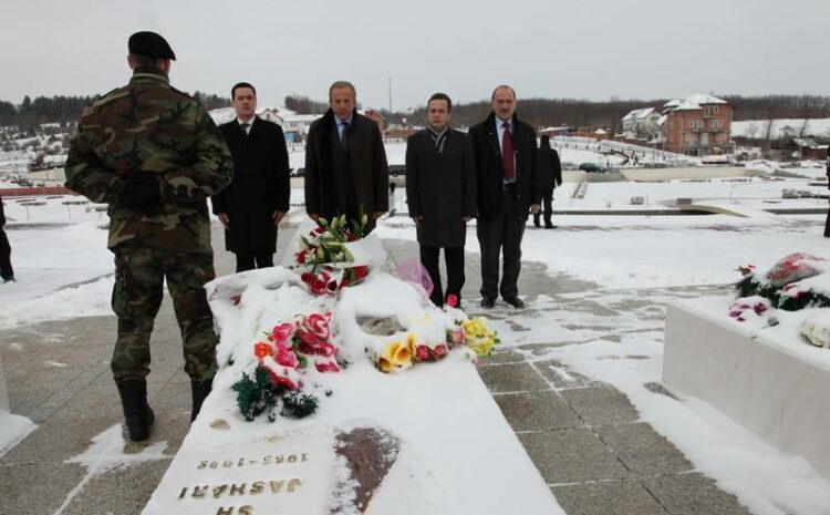 Pacolli: Do ta çojmë para idenë e dëshmorëve për shtetin e Kosovës