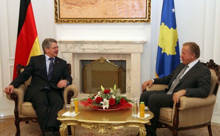 Presidenti Pacolli priti ambasadorin e Republikës së Gjermanisë në Kosovë, Hans Dieter-Steinbah