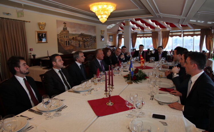 Presidentit Behgjet Pacolli u takua me zëvendëskryeministrin e Maqedonisë, Vasko Naumovski